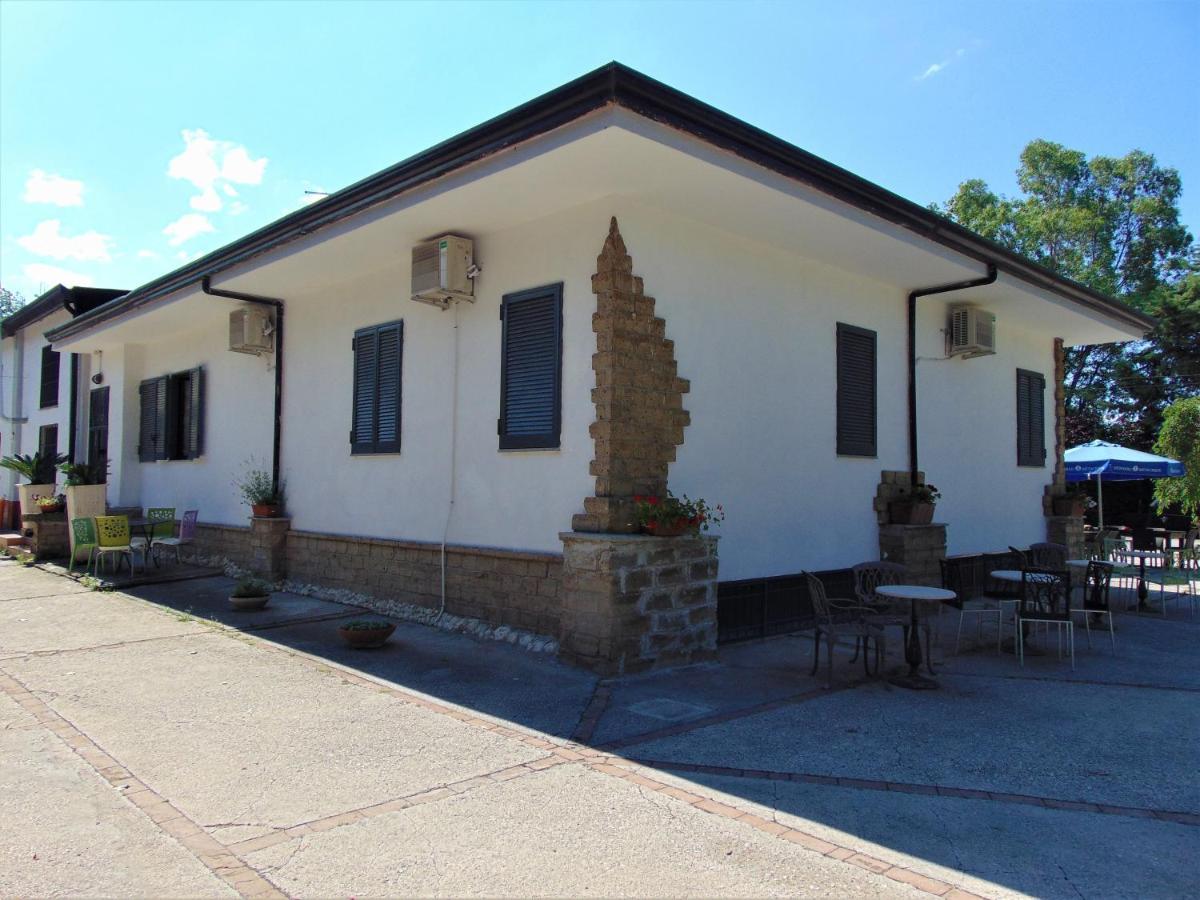 Casale Rurale Bed & Breakfast San Marco Evangelista ภายนอก รูปภาพ